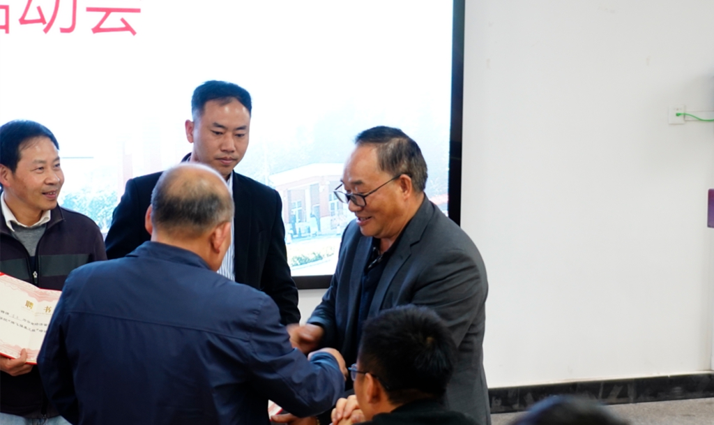 【信息与智能工程学院】正式启动“腾飞强基”工程第一期师资内训行动。 第 6 张